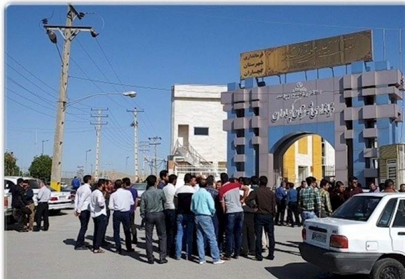 فرجام وعده فرماندار گچساران چه شد؟/ دانشجویان دست بردار نیستند