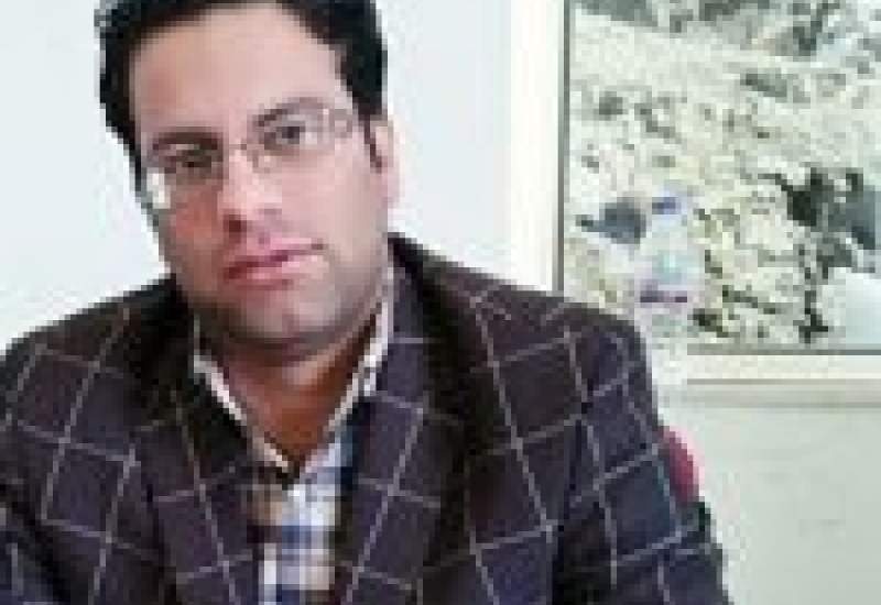 زارعی گزینه ائتلافی برای عبور دوباره از راست رادیکال
