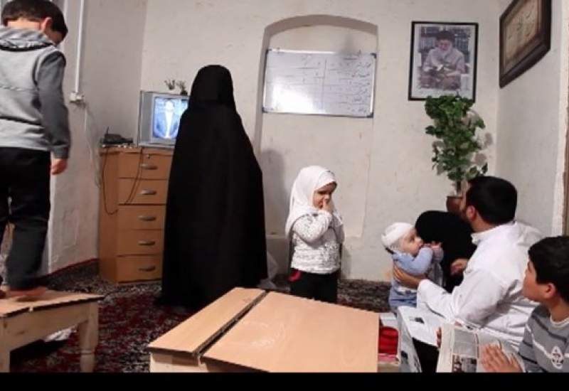 روایتی از زندگی طلبه جوان، همسر و 11 فرزندش