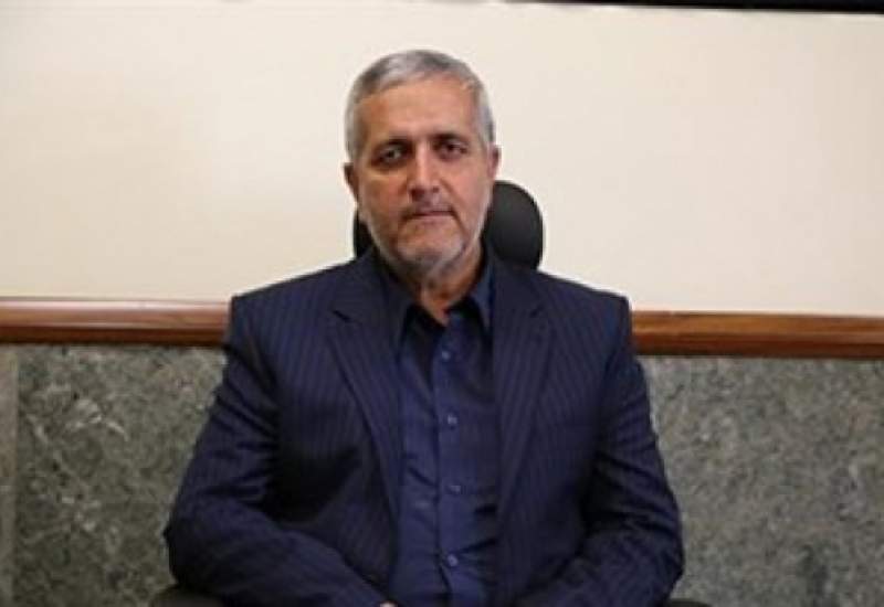 معاون سیاسی استاندار باز به دانشگاه نرفت / اعتراض دانشجویان / تصاویر
