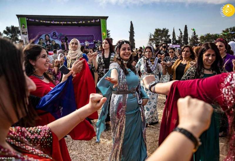 (تصاویر) جشن روز جهانی زن در منطقه کُردنشین سوریه