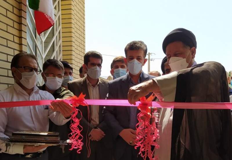 بهره‌برداری از کتابخانه فرهنگ برکت در دهدشت