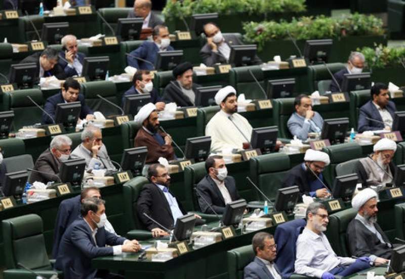 حمايت حداكثری اصولگرايان مطالبه حداقلی اصلاح‌طلبان