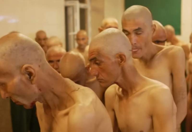 (ویدئو) طالبان با معتادان متجاهر چه می‌کند؟