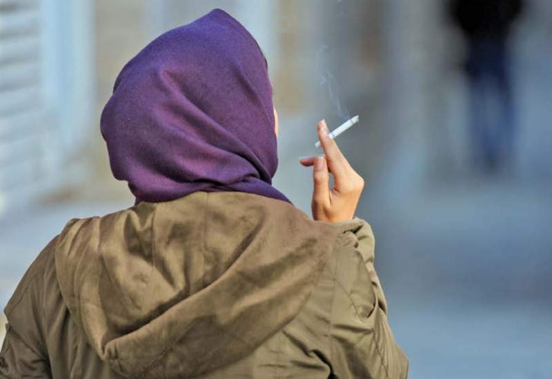 زنانه‌شدن مصرف سیگار؛ دودی که به چشم جهان می‌رود