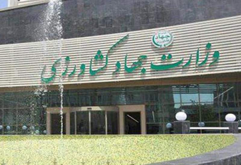 جهاد کشاورزی در چاروسا به یک دستگاه بی‌خاصیت تبدیل شده است / استخدام‌های آنچنانی بلای جان کشاورزی