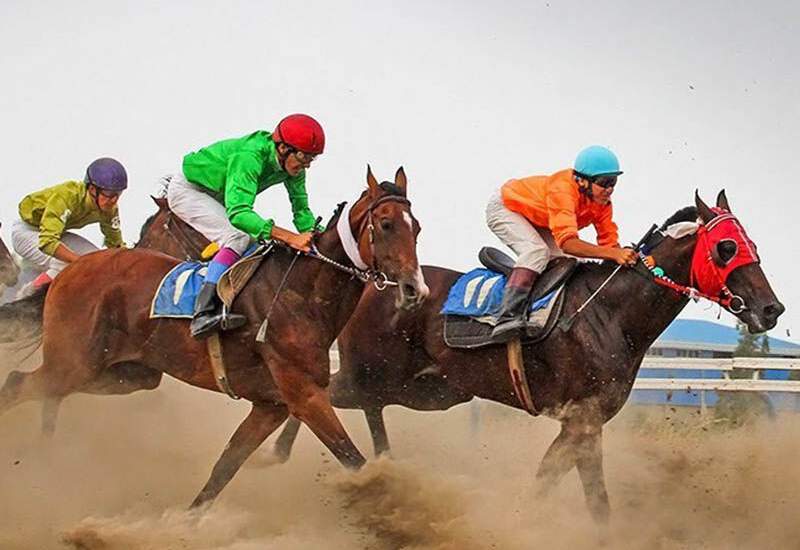 کسب مقام سوم سوارکار کهگیلویه و بویراحمدی در مسابقات اسب دوانی کشور
