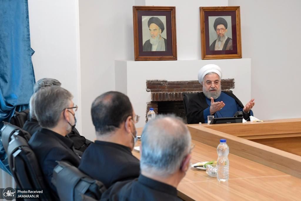 روحانی در جمعع وزرا (4)