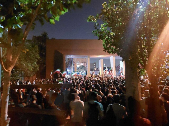 شعارهای رکیک در اعتراضات