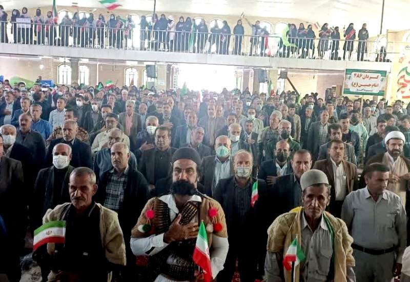 عزت امروز جمهوری اسلامی مدیون تفکر بسیجی است