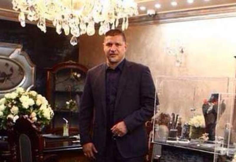 آقای دایی! مرد باش و تا روز سقوط جمهوری اسلامی کاسبی نکن