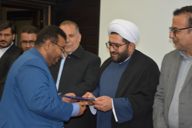 جلسه تکریم و معارفه رؤسای دادگستری و دادستان شهرستان دنا + تصاویر