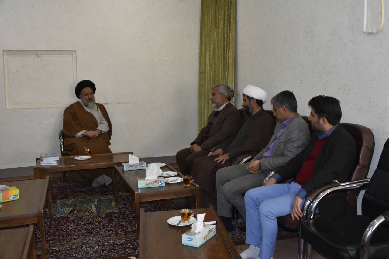 دیدار سرپرست دانشگاه علوم پزشکی یاسوج با نماینده مردم در مجلس خبرگان