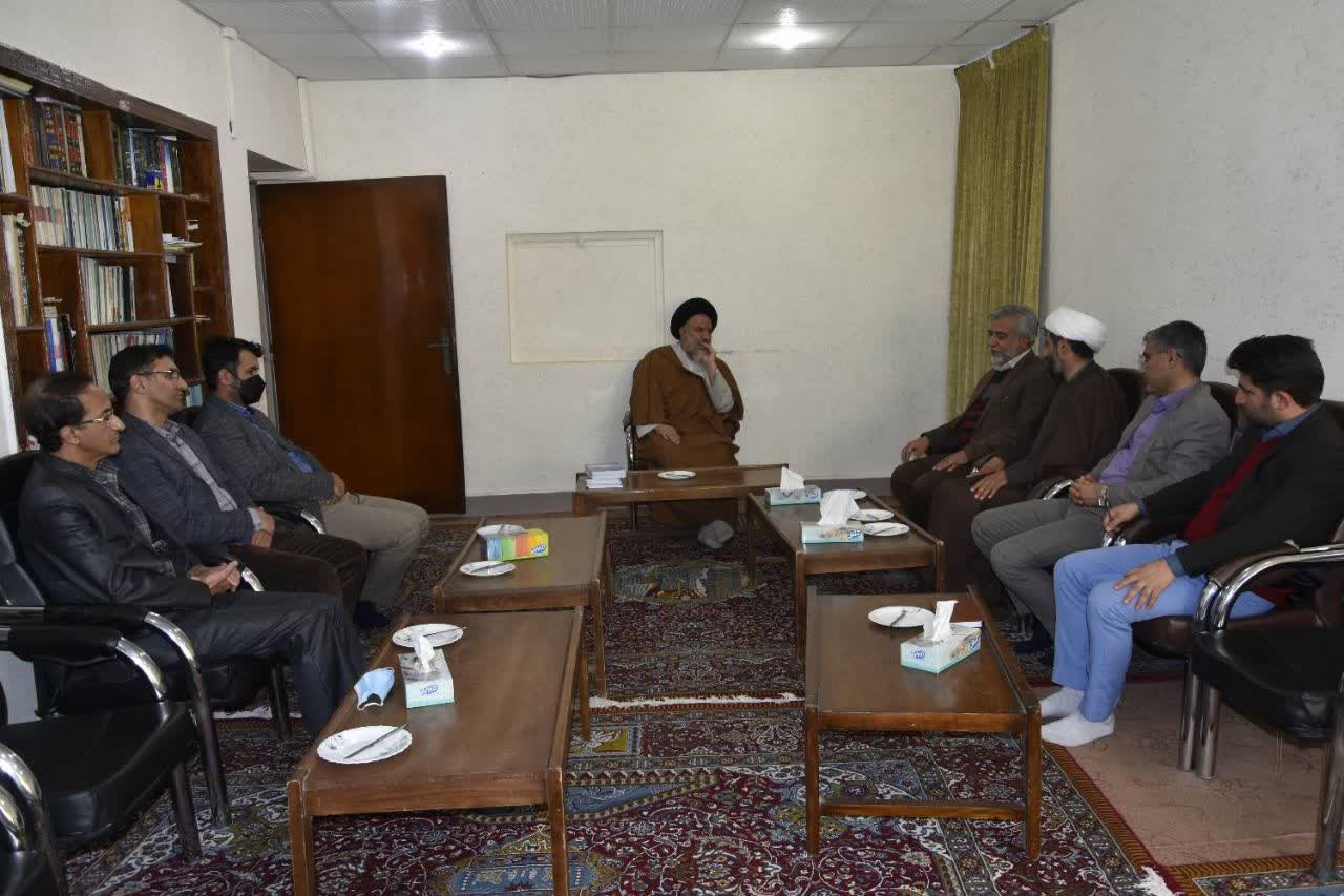 دیدار سرپرست دانشگاه علوم پزشکی یاسوج با نماینده مردم در مجلس خبرگان