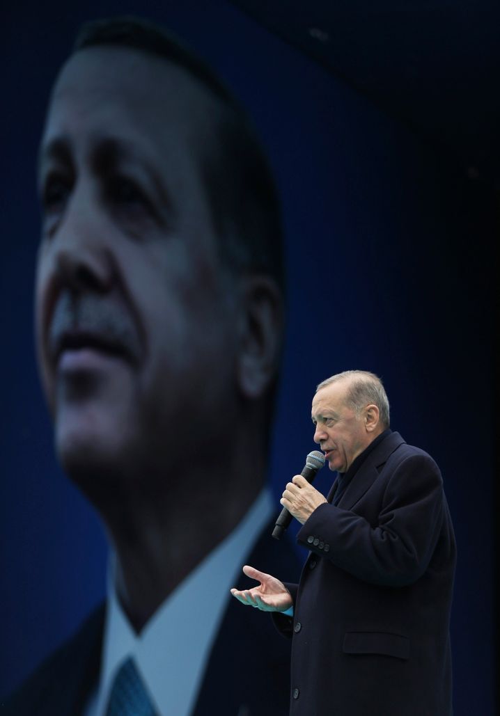 رجب طیب اردوغان در خطر است! رجب طیب اردوغان در خطر است!