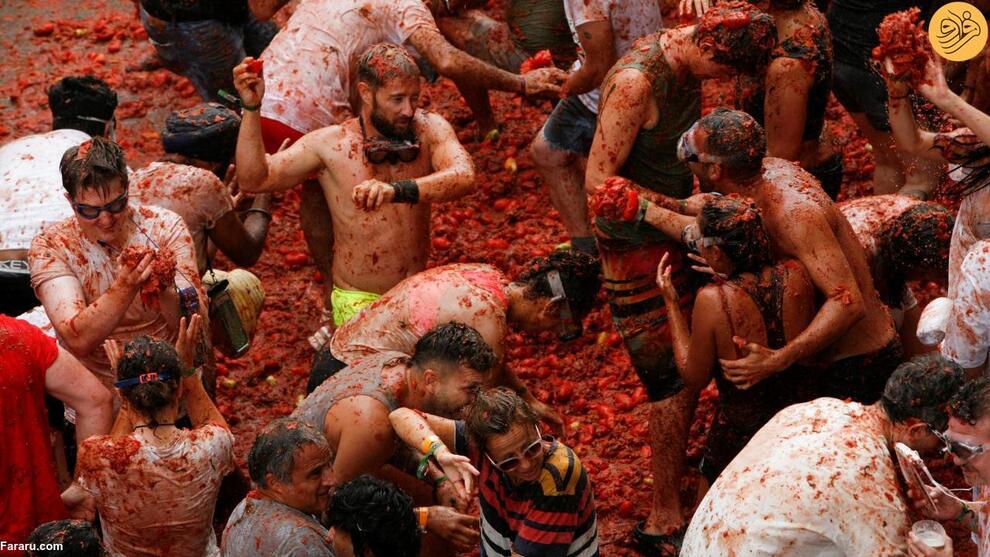  جشنواره پرتاب گوجه‌فرنگی در اسپانیا