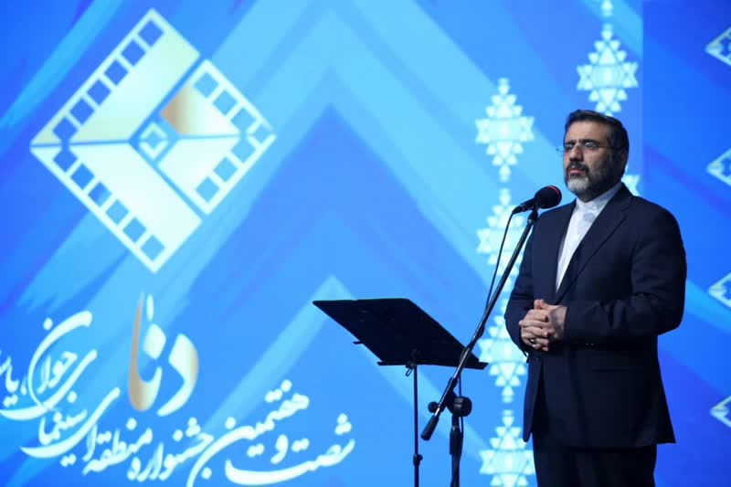 روزی که وزیر ارشاد هنر مدیریتی درخشان را ستود/ اختتامیهای در کلاس ملی / نظم و برنامهریزی مثال زدی در سفر وزیر فرهنگ به استان /از قدردانی وزیر ارشاد از استاندار و مدیرکل فرهنگ و ارشاد تا رضایت مهمانان ۱۰ استانها از جشنواره فیلم