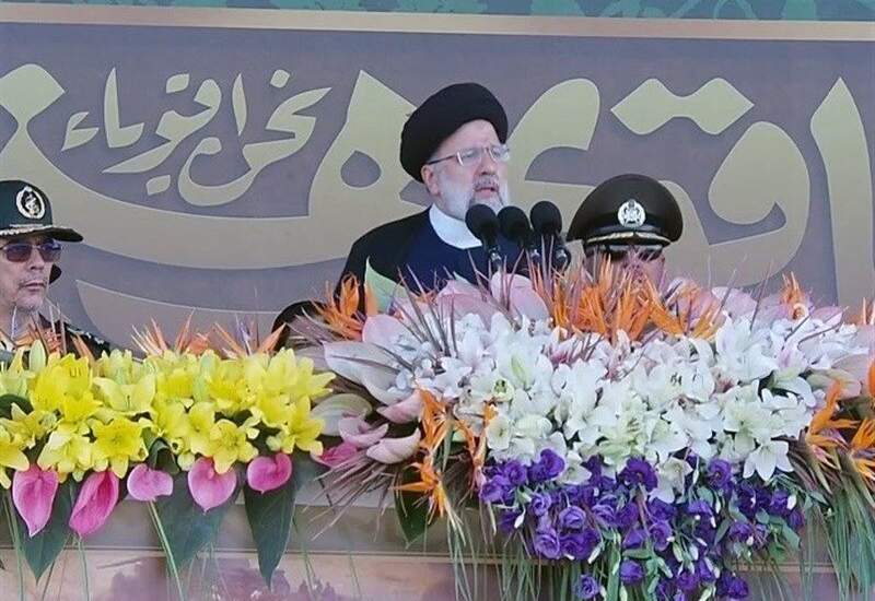 رئیسی در رژه ۳۱ شهریور: اجازه نمی دهیم هیچ گروه مسلحی در اطراف ایران باشد