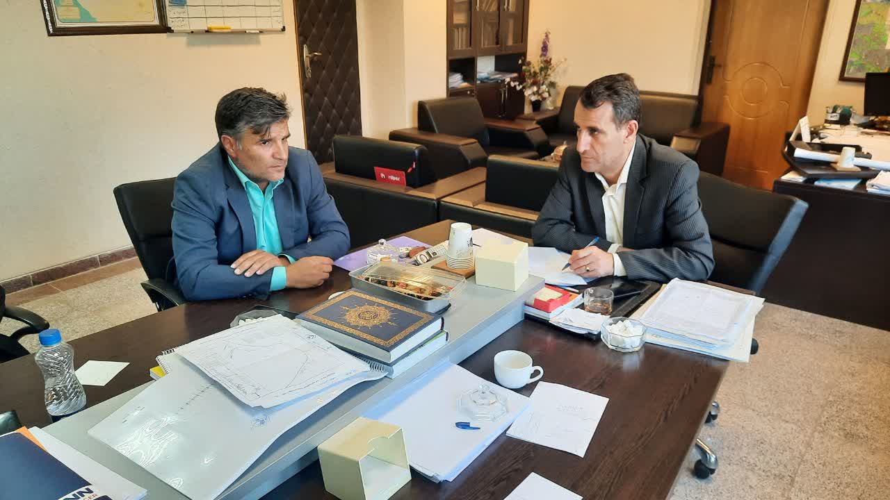 معاون عمرانی استاندار کهگیلویه و بویراحمد: کمیسیونهای فنی و شهرسازی را از دست اشخاص خارج کردیم / بنده دنبال تعریف و تبلیغ نیستم / آمدهام فارغ از قومیت و جغرافیا برای مردم کار انجام دهم / رویکرد بنده در فضای حقیقی و عملیاتی است
