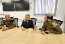 مداخلات این زن در تصمیمات جنگی نتانیاهو؛ خشم فرماندهان ارتش اسرائیل + عکس