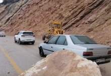 فیلم| سقوط سنگ عظیم در جاده یاسوج شیراز