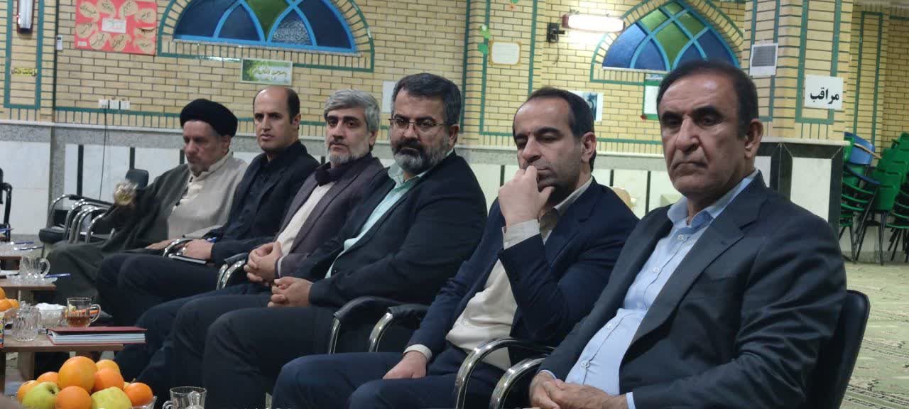 شورای وحدت اصولگرایان کهگیلویه و بویراحمد با حضور کاندیداهای کهگیلویه بزرگ آغاز شد / موحد آمد، بزرگواری هنوز نیامده است / دانشی: بهدنبال یک مجلس موضوعمحور و کارآمد هستیم / شورای وحدت هیچ تعارضی با تشکیلات سیاسی و شورای ائتلاف ندارد