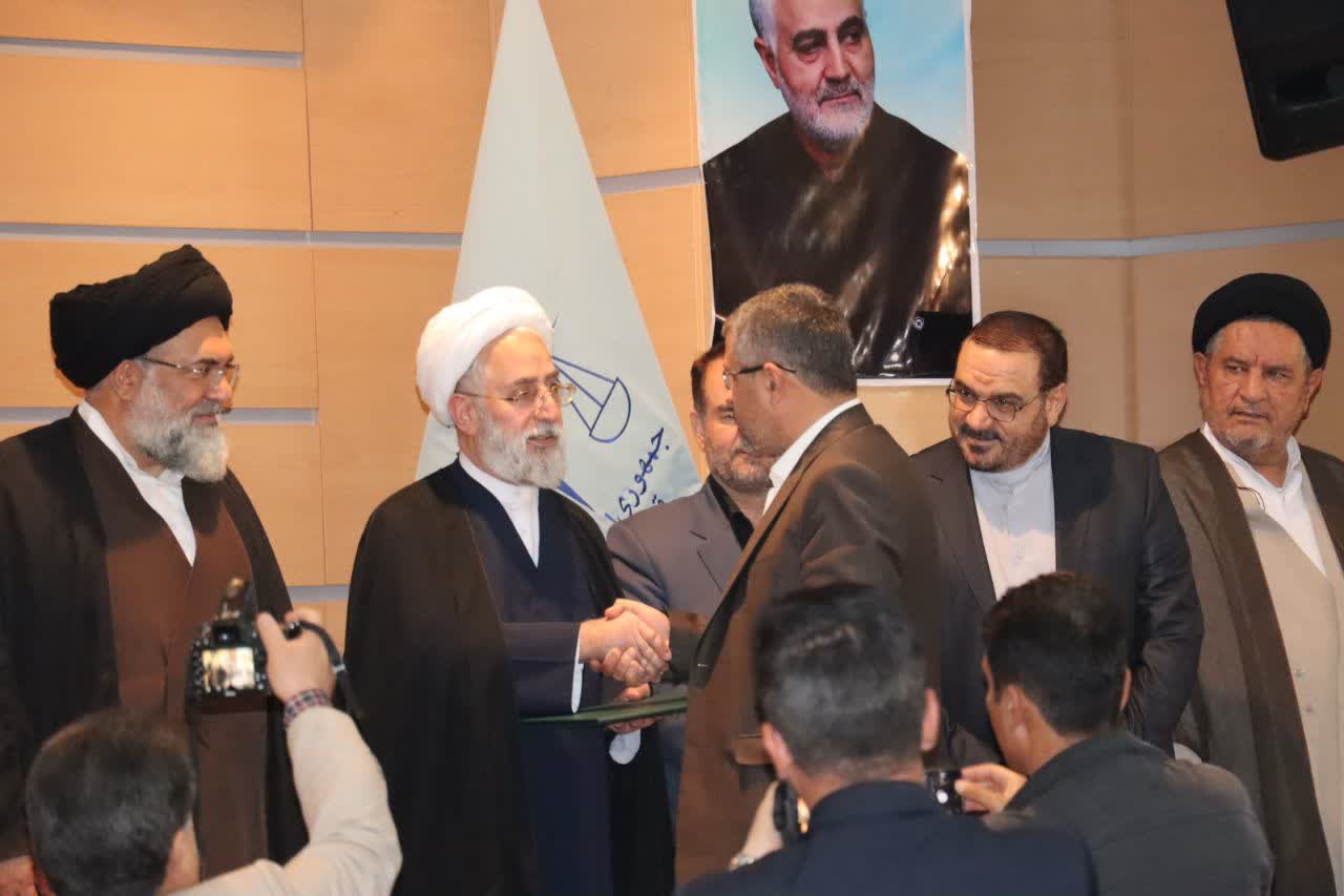 گزارش کامل معارفه دادستان جدید یاسوج؛ توصیه‌های دادستان‌کل کشور به کهگیلویه و بویراحمدی‌ها / سه دیگ بخار در دنا و توقع برف / حرف‌‌های امیدوار کننده دادستان جدید یاسوج