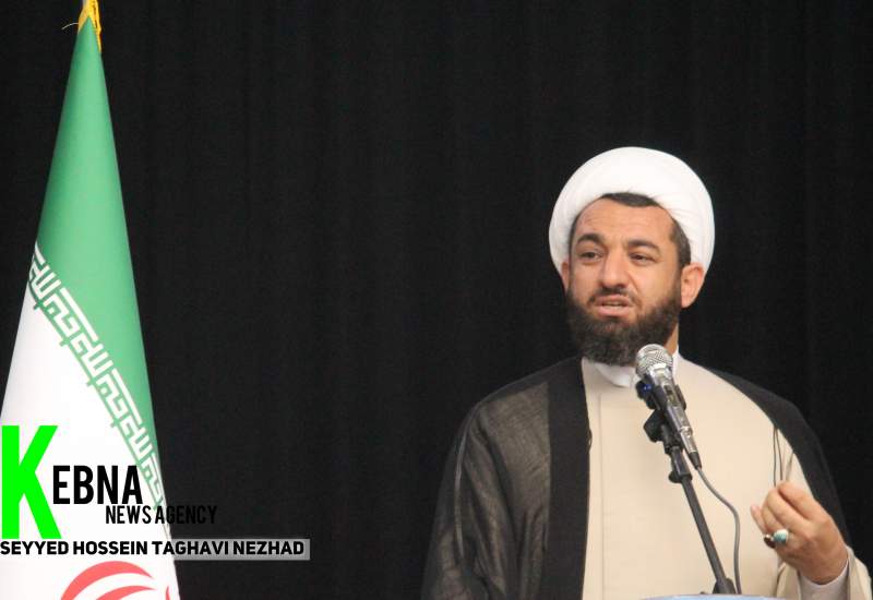 فیلم اعتراض آبداران از شش ماه حقوق معوق / آبداران بی نان / امام جمعه دهدشت: کسی بنا ندارد صدای آبداران را بشنود./ بازرسی استان را بیدار کنید. / چطور است بانک ها برای شرکت های خودرویی تسهیلات می دهند اما وام ازدواج و معیشت و فرزندآوری در پیچ و خم پروسه بانکی می مانند  <img src="/images/video_icon.png" width="11" height="10" border="0" align="top">