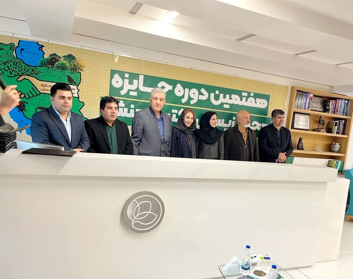 طبیب طبیعت ایران را بشناسید؛ پزشکی که غمخوار نقطهنقطه ایران است