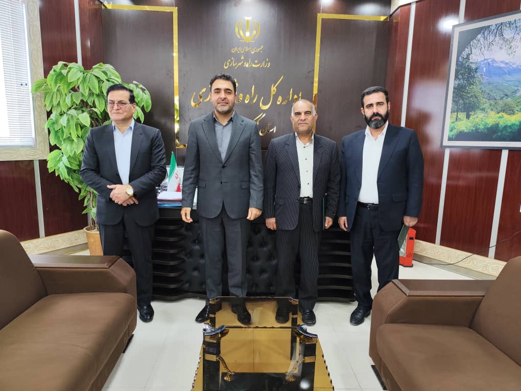 تصاویر | انتصاب سرپرست جدید معاونت توسعه مدیریت و منابع انسانی اداره کل راه و شهرسازی کهگیلویه و بویراحمد