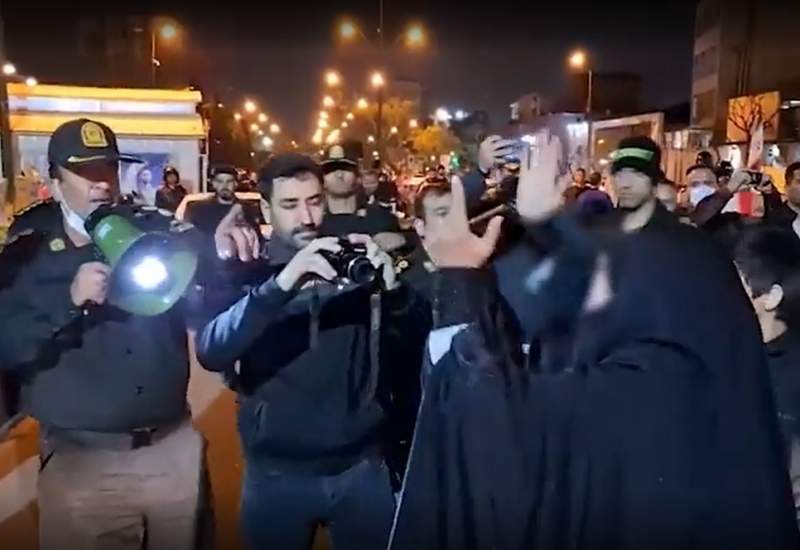 ماجرای آغاز و پایان تحصن جنجالی