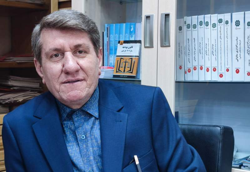 شریف‌پور، مدیرکل امور دارایی و اقتصادی استان کهگیلویه و بویراحمد: رفع موانع تولید و تسهیل سرمایه‌گذاری، اولویت اصلی ما در سال ۱۴۰۴ است / بهبود فضای کسب‌وکار و کاهش بروکراسی اداری از مهم‌ترین برنامه‌هاست / تقویت تعامل میان دستگاه‌های اجرایی و سرمایه‌گذاران، محور توسعه اقتصادی است