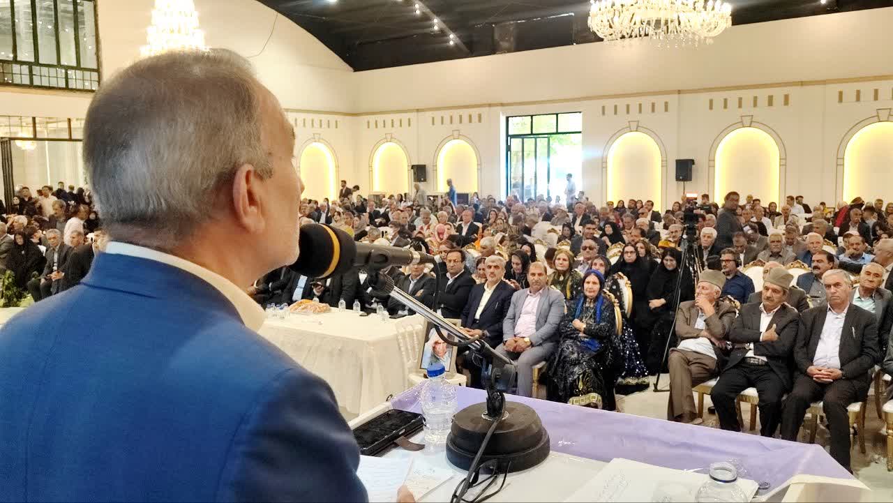 تصاویر | همایش تجلیل از مقام علمی استاد بهمن‌بیگی در یاسوج برگزار شد / رحمانی: بهمن بیگی نماد روشن پیوند فرهنگ، هویت و آگاهی در میان عشایر این سرزمین است