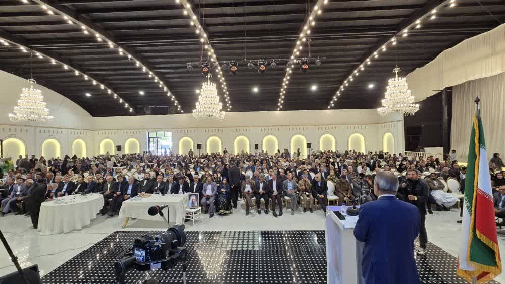 تصاویر | همایش تجلیل از مقام علمی استاد بهمن‌بیگی در یاسوج برگزار شد / رحمانی: بهمن بیگی نماد روشن پیوند فرهنگ، هویت و آگاهی در میان عشایر این سرزمین است