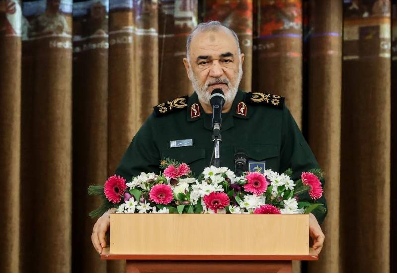سرلشکر سلامی: عادت سپاه پشت نکردن به حریف و ایستادن آشکارا در میدان است