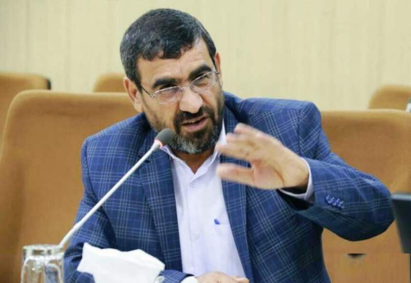 انتقاد عضو هیئت علمی دانشگاه علوم پزشکی یاسوج از تداوم نگاه طایفه‌ای و منطقه‌ای در انتصابات؛ کنایه سنگین خرامین به برخی سیاسیون و مدیران ناکارآمد و ساده‌لوح / شمارش مدیران مناطق مایه تأسف و عامل عقب‌ماندگی و تفرقه‌افکنی خواند