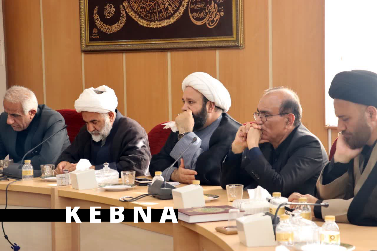 شیخ پناهی، رئیس وحدت اصولگرایان کهگیلویه و بویراحمد:  جهان خواب دیده که ایران نباشد، اما ما نباید اجازه دهیم این خواب تعبیر شود /  امروز روز ایستادگی در برابر استکبار جهانی است؛ وقت دعواهای داخلی و جناحی نیست / ما که مسلمان و شیعه دوازده‌امامی هستیم، باید اختلافات را کنار گذاشته و با عزم و مردانگی در این میدان حاضر شویم 