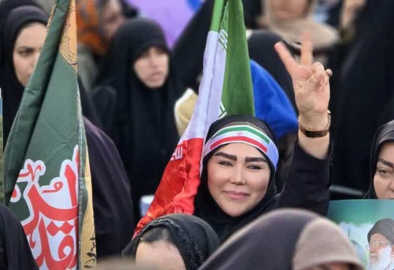 تجمع مردمی در میدان هفت تیر یاسوج + تصاویر  <img src="/images/picture_icon.png" width="11" height="10" border="0" align="top">
