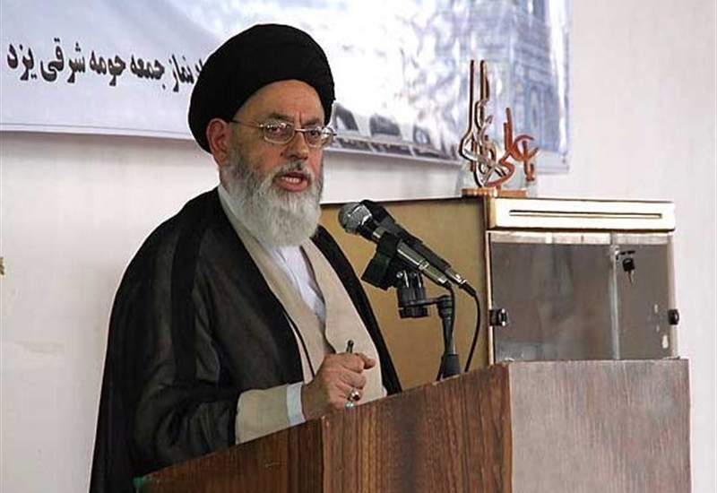 گلایه آیت‌الله‌ مدرسی از تشنگی یزد؛ مصوبات آبی روی کاغذ ماند‌