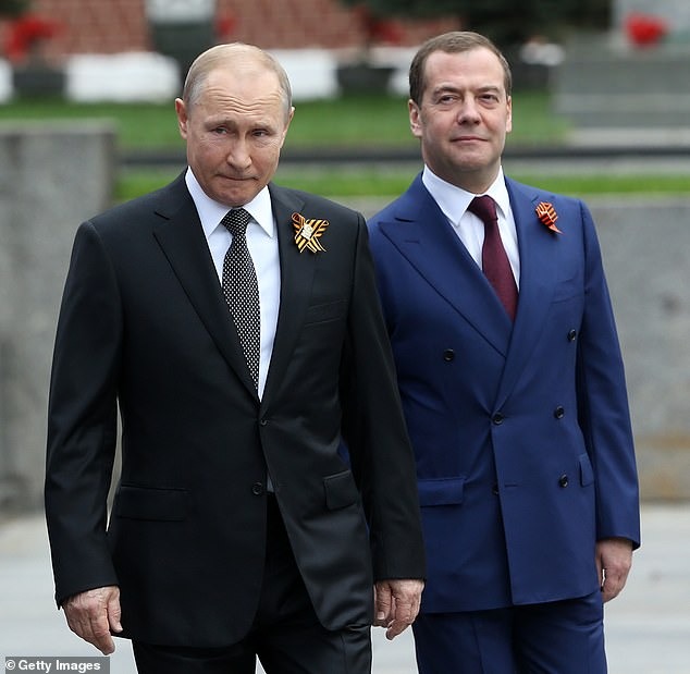 100870917-14965273-Medvedev_pict