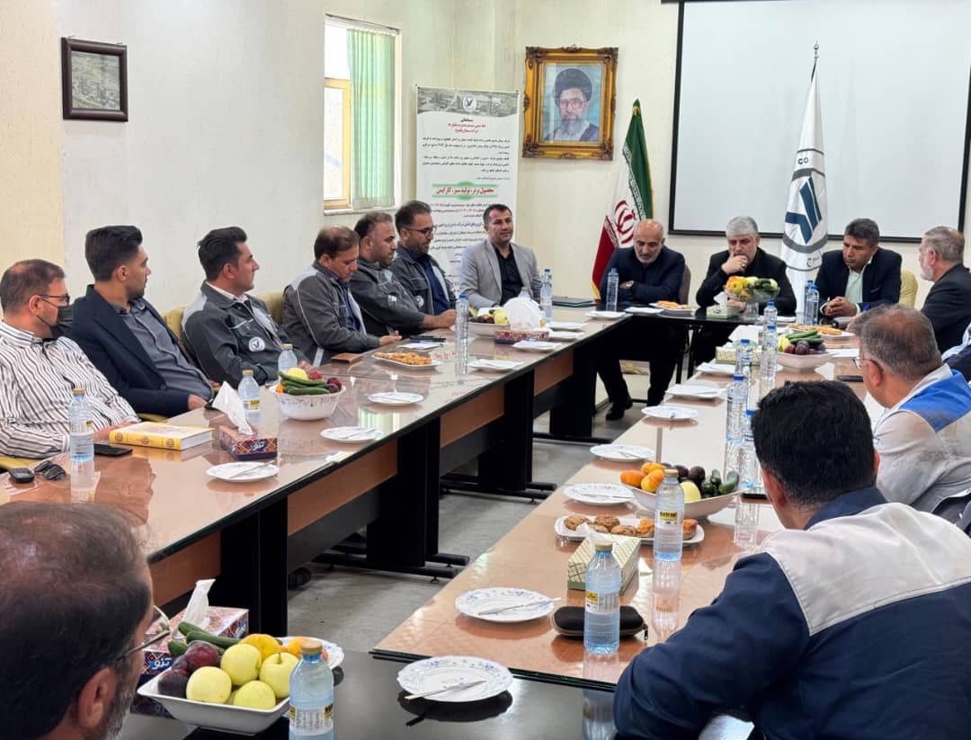 آیین تودیع و معارفه مدیرعامل اسبق و جدید سیمان یاسوج برگزار شد
