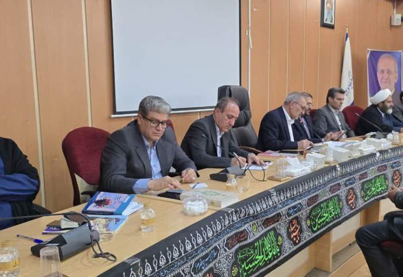 پیگیری مشکلات ۵۶۰ نفر در ملاقات مردمی استاندار کهگیلویه و بویراحمد