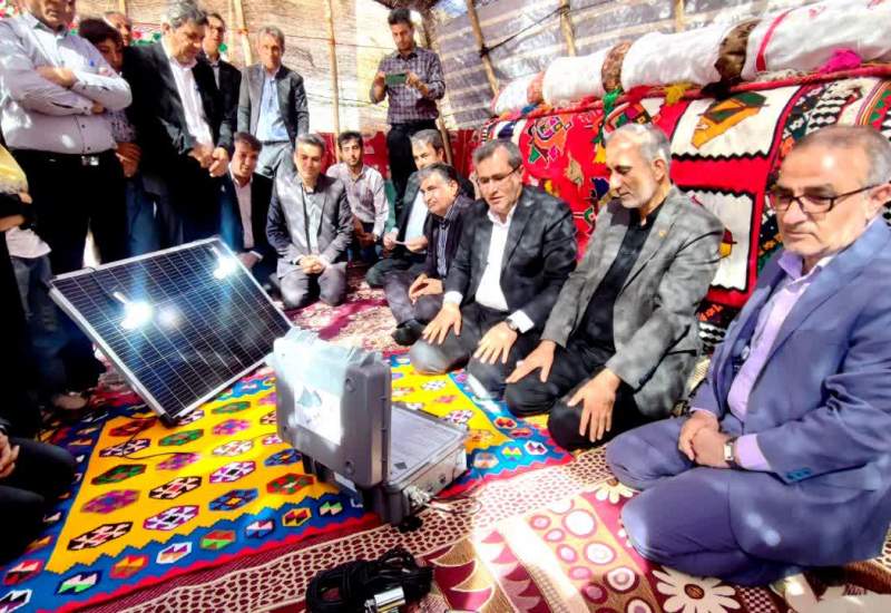 تصاویر | افتتاح فاز اول پنل‌های خورشیدی عشایر در کاکان / ۹۰ درصد هزینه‌های پنل‌های خورشیدی عشایر بلاعوض است