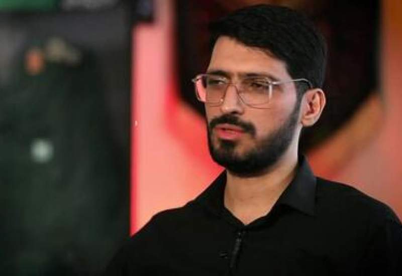 فیلم| روضه‌خوانی پسر شهید محمود باقری، فرمانده موشکی ایران در سوگ پدر