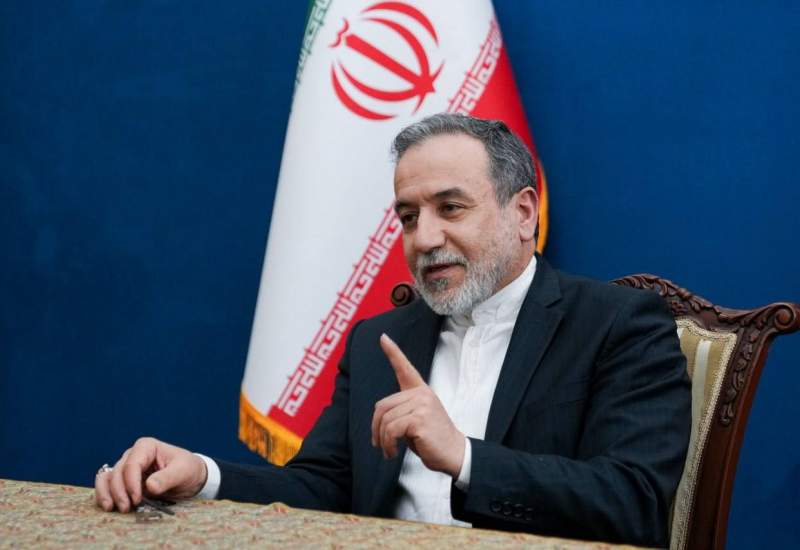 عراقچی: من و ویتکاف در طول و پس از جنگ، پیام‌هایی رد و بدل کرده‌ایم / به آن‌ها گفته‌ام که باید راه‌حل «برد-برد» پیدا کرد / راه مذاکرات باریک است اما غیرممکن نیست / ویتکاف پیشنهاد از سرگیری مذاکرات را مطرح کرده اما ما نیاز به اقدامات واقعی اعتمادسازی از سوی آنها داریم / این اقدامات باید شامل جبران مالی و تضمین‌هایی در خصوص عدم حمله به ایران در طول مذاکرات مجدد باشد