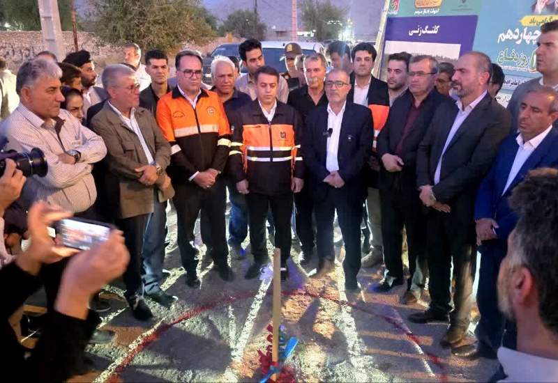 چهار پروژه راه و عمرانی گچساران با اعتبار ۲۱۰ میلیارد تومان کلنگ‌زنی شد