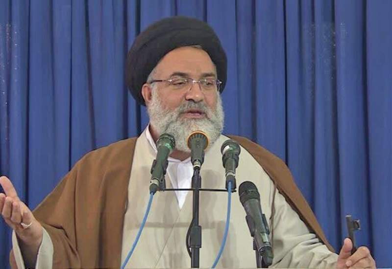 انتقاد امام جمعه یاسوج از گرانی و بی‌انصافی در بازار: معیشت مردم باید اولویت مدیران باشد