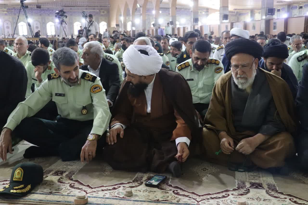 امام جمعه یاسوج: برخی افراد بدون وجدان و ایمان، به سلامت و امنیت غذایی جامعه توجهی ندارند /کم‌فرزندی یا بی‌فرزندی، خطری بزرگ برای آینده کشور است