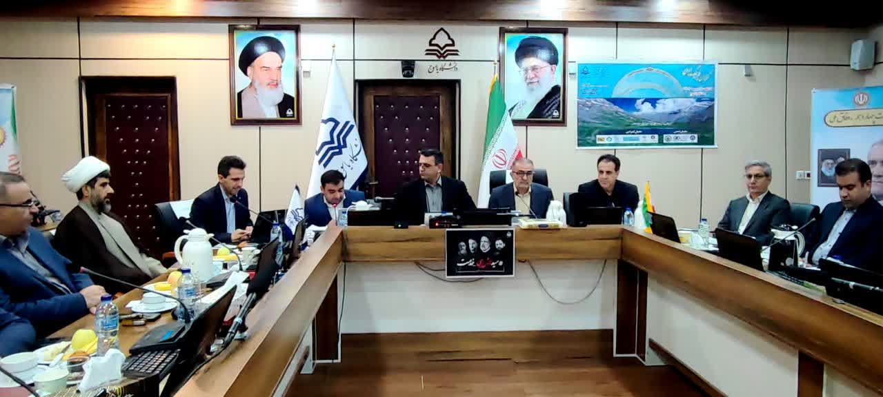 تصاویر | استاندار کهگیلویه و بویراحمد در کنفرانس فیزیک ایران: انرژی هسته‌ای، تجلی بلوغ علمی ملت ایران است / ما مسئولان مدیون دانشمندانی هستیم که تاریخ ایران را برجسته کرده‌اند