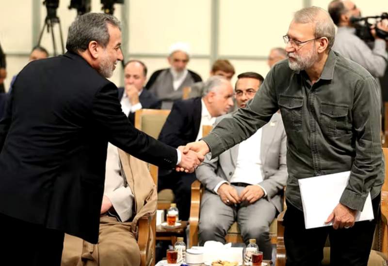 سخنگوی دولت: آقایان «عراقچی» و «لاریجانی» هر دو توسط رئیس‌جمهور انتخاب شدند و جزو تیم ایشان هستند/ اگر آقای پزشکیان احساس کند عملکرد شخصی آن‌طور که باید باشد، نیست، حتماً به او تذکر می‌دهد